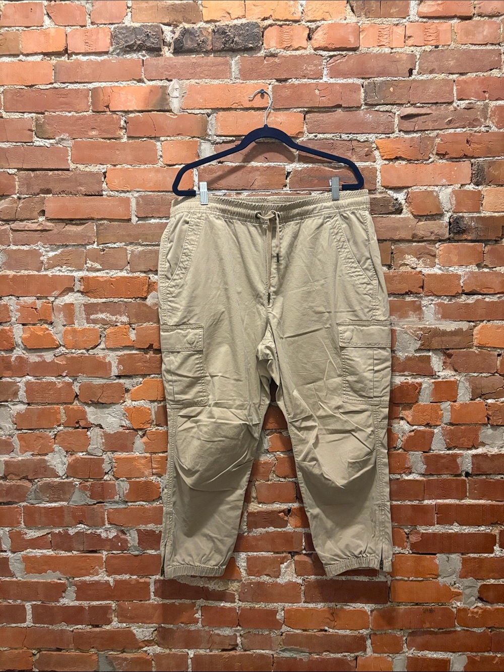 Polo Ralph Lauren Beige Cargo Jogger Pants - Casual Comfort